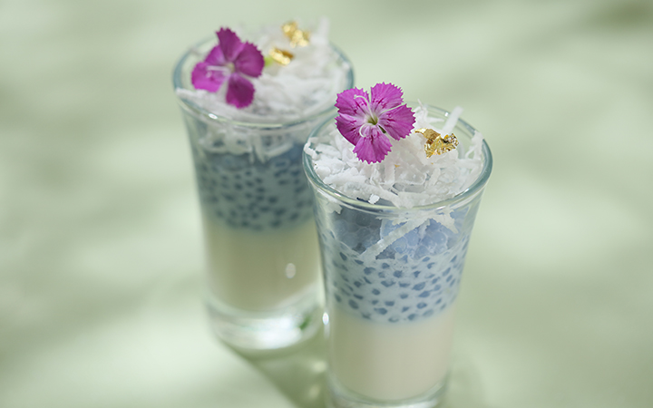 Durian, Coconut, Butterfly Pea Flower and Sago Shooter