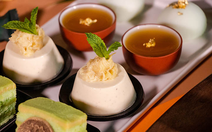 “ALL ABOUT DURIAN” AFTERNOON TEA SET AT THE MARKET