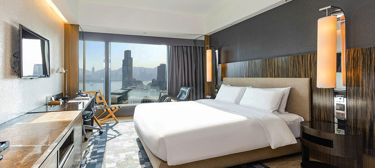 CLUB 36 CITY & PARTIAL HARBOUR