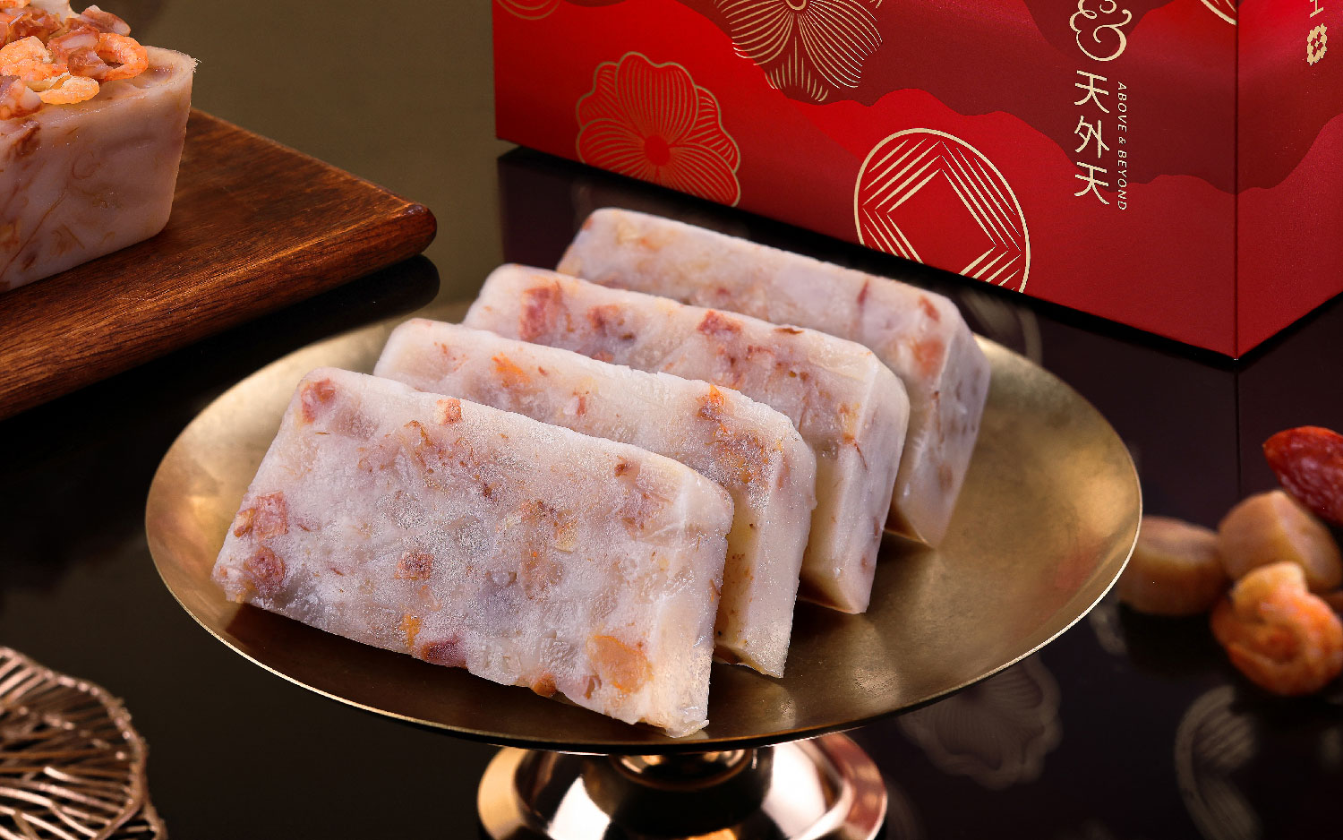 Turnip Pudding with Conpoy and Preserved Meat